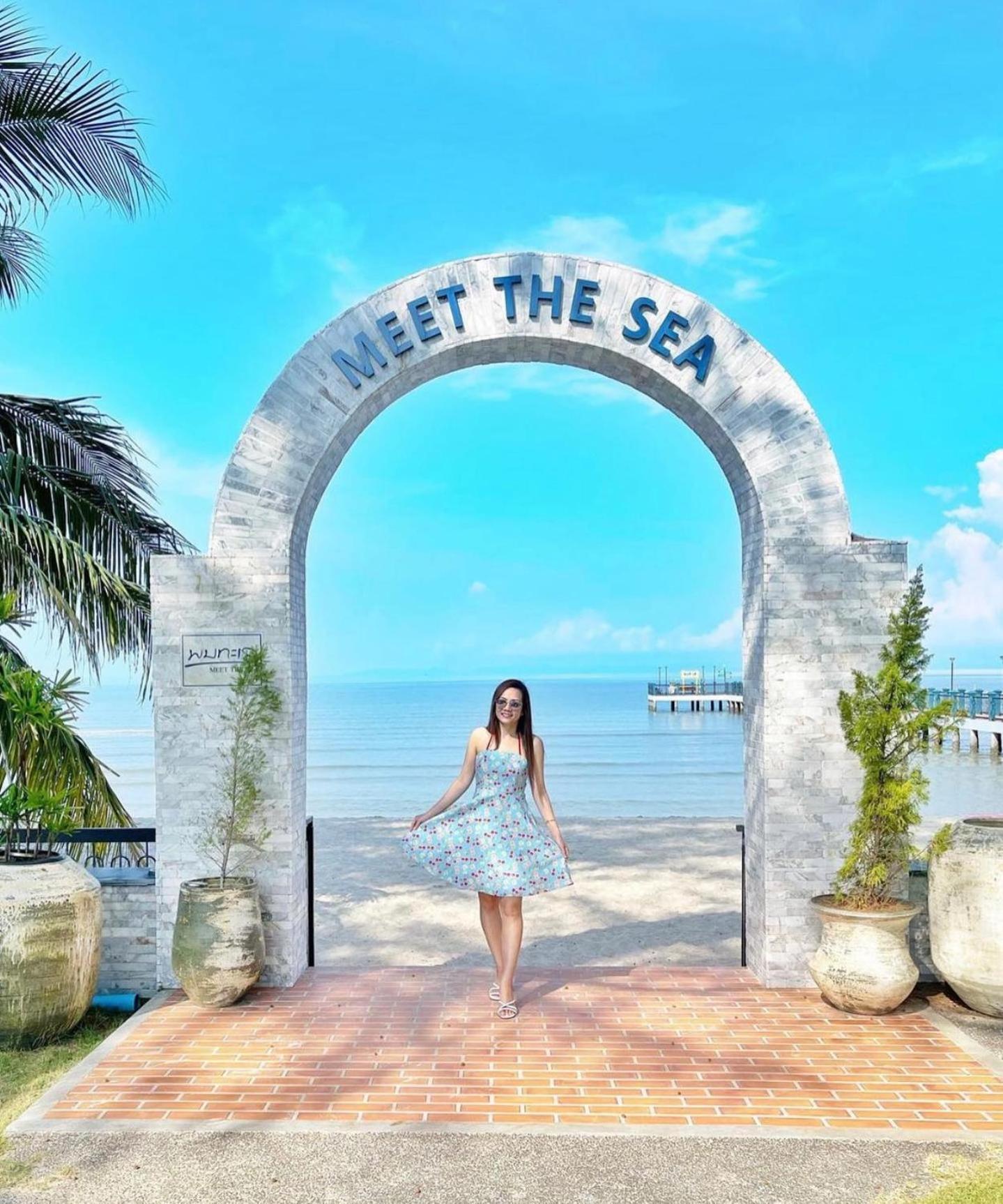 Meet The Sea Hotell Khlong Yai Exteriör bild